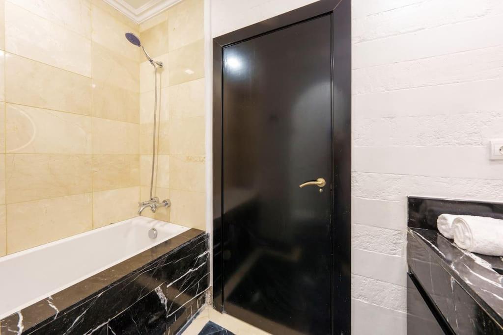 Luxury Place M Avenue Apartment Marrakesch